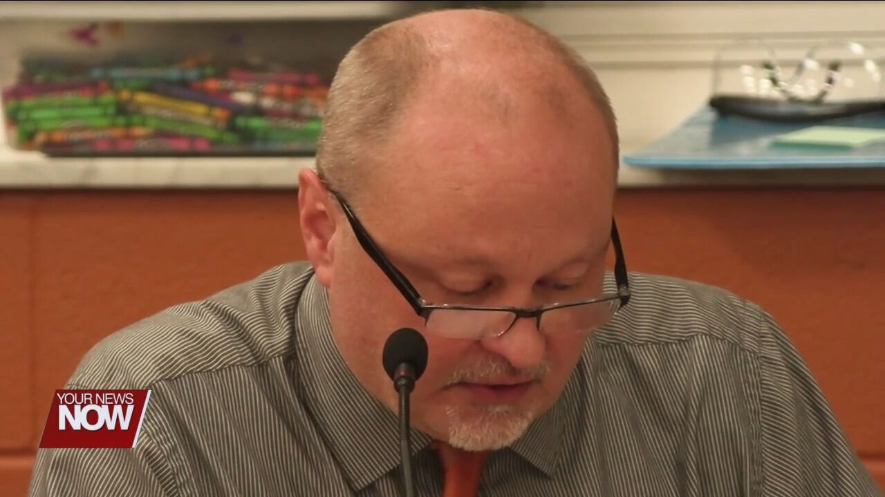 Elida School Board of Education votes to approve $1.37 million in cuts as financial deficit looms
